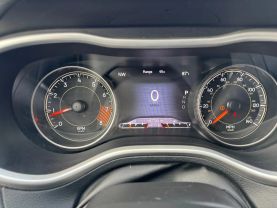 2015 JEEP CHEROKEE SUV V6, 3.2 LITER TRAILHAWK SPORT UTILITY 4D