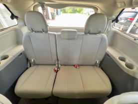 2017 TOYOTA SIENNA PASSENGER V6, 3.5 LITER XLE PREMIUM MINIVAN 4D