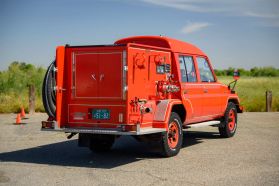 1991 TOYOTA LAND CRUISER TRUCK 3F FIRE TRUCK