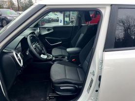 2021 KIA SOUL WAGON 4-CYL, 2.0 LITER LX WAGON 4D