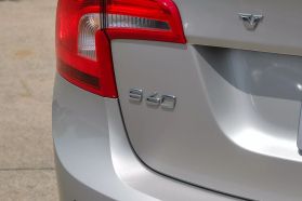 2017 VOLVO S60 SEDAN 4-CYL, DRIVE-E, 2.0T T5 INSCRIPTION SEDAN 4D