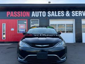 2017 CHRYSLER PACIFICA VAN V6, 3.6 LITER TOURING-L PLUS MINIVAN 4D