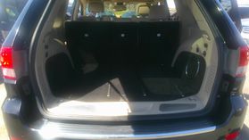 2011 JEEP GRAND CHEROKEE SUV V8, 5.7 LITER LIMITED SPORT UTILITY 4D