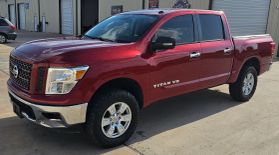 2019 NISSAN TITAN CREW CAB PICKUP V8, 5.6 LITER SV PICKUP 4D 5 1/2 FT