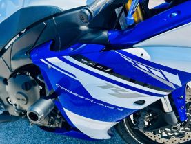 2014 YAMAHA YZF-R1 TEAM YAMAHA SPORTBIKES - -