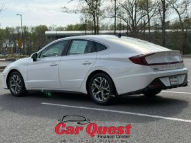 2023 Hyundai Sonata - Image 4