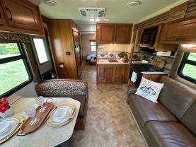 Used 2016 JAYCO REDHAWK CLASS C - 31XL - LA Auto Star located in Virginia Beach, VA