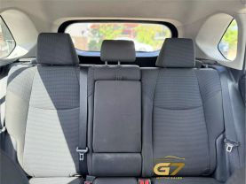 2022 Toyota Rav4 - Image 12