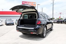 2018 INFINITI QX80 SUV V8, 5.6 LITER SPORT UTILITY 4D