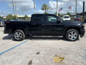 2018 Chevrolet Silverado 1500 Crew Cab - Image 5