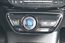 2020 TOYOTA PRIUS HATCHBACK 4-CYL, HYBRID, 1.8 LITER XLE HATCHBACK 4D