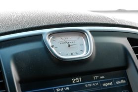 2014 Chrysler 300 - Image 33