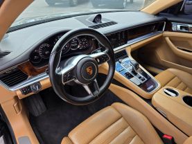2018 PORSCHE PANAMERA