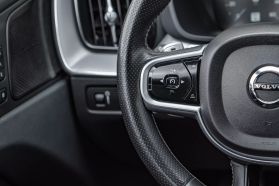 2019 VOLVO XC60 SUV 4-CYL, DRIVE-E, TURBO, 2.0 LITER T5 R-DESIGN SPORT UTILITY 4D