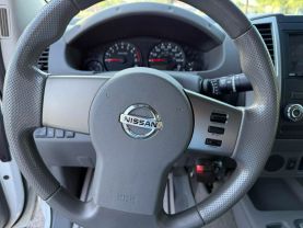 2010 NISSAN FRONTIER CREW CAB PICKUP V6, 4.0 LITER LE PICKUP 4D 5 FT