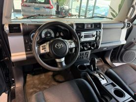 2011 TOYOTA FJ CRUISER SUV V6, 4.0 LITER SPORT UTILITY 2D