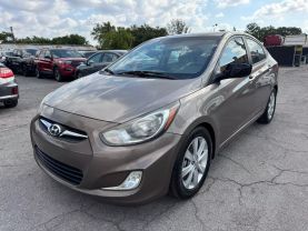2013 HYUNDAI ACCENT SEDAN 4-CYL, 1.6 LITER GLS SEDAN 4D