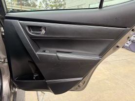 2018 TOYOTA COROLLA XLE SEDAN 4D
