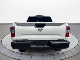 2023 NISSAN TITAN CREW CAB