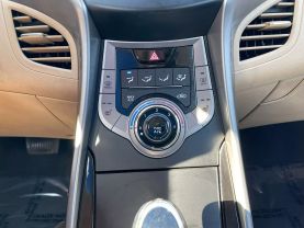 2013 Hyundai Elantra - Image 30