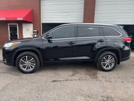 2017 TOYOTA HIGHLANDER SUV V6, 3.5 LITER XLE SPORT UTILITY 4D