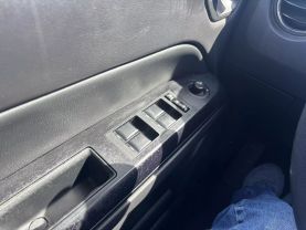 2016 Jeep Compass - Image 14