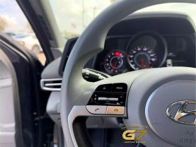 2022 Hyundai Elantra - Image 22
