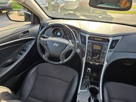 2011 HYUNDAI SONATA