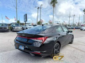 2022 Hyundai Elantra - Image 9