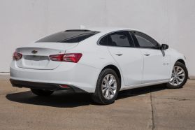 2020 Chevrolet Malibu - Image 10
