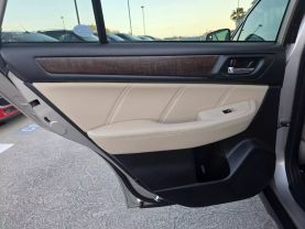 2018 Subaru Outback - Image 11