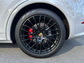 2021 PORSCHE CAYENNE COUPE