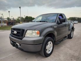2006 FORD F150 REGULAR CAB PICKUP V6, 4.2 LITER STX PICKUP 2D 6 1/2 FT
