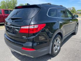 2014 Hyundai Santa Fe - Image 10