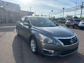 2015 Nissan Altima - Image 1