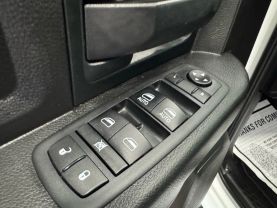 2019 RAM 1500 CLASSIC CREW CAB PICKUP V8, HEMI, 5.7 LITER TRADESMAN PICKUP 4D 5 1/2 FT