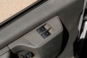 2014 Chevrolet Express 3500 Cargo - Image 42