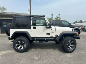 Used 1998 JEEP WRANGLER SUV 6-CYL, 4.0 LITER SPORT UTILITY 2D - LA Auto Star located in Virginia Beach, VA