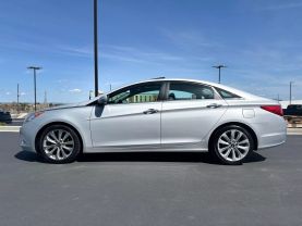 2011 HYUNDAI SONATA SEDAN 4-CYL, 2.4 LITER SE SEDAN 4D - The Auto Lot