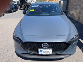 2022 MAZDA MAZDA3 HATCHBACK 4-CYL, SKYACTIV-G, 2.5 LITER CARBON EDITION HATCHBACK 4D - Gesner Auto Inc in Taunton, MA, 41.88613, -71.14527