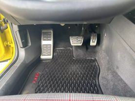 2023 VOLKSWAGEN GOLF GTI HATCHBACK 4-CYL, TURBO, 2.0 LITER 40TH ANNIVERSARY EDITION HATCHBACK SEDAN 4D
