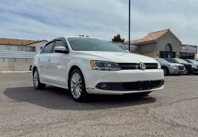 2011 VOLKSWAGEN JETTA SEDAN 5-CYL, PZEV, 2.5 LITER SEL SEDAN 4D