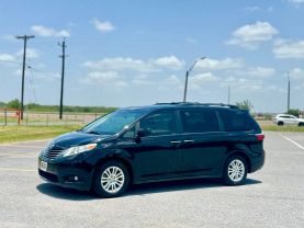 2017 TOYOTA SIENNA PASSENGER V6, 3.5 LITER XLE PREMIUM MINIVAN 4D