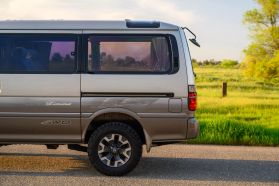 1995 TOYOTA HIACE VAN 1KZ-TE SUPER CUSTOM LIMITED
