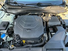 2017 KIA CADENZA SEDAN V6, GDI, 3.3 LITER PREMIUM SEDAN 4D