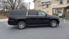 2019 Chevrolet Suburban Lt Sport Utility 4d - Image 5