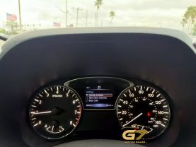 2017 Nissan Pathfinder - Image 24