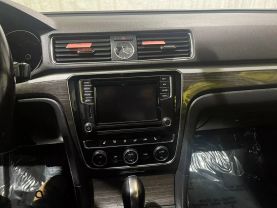 2017 VOLKSWAGEN PASSAT SEDAN 4-CYL, TURBO, 1.8 LITER 1.8T SE SEDAN 4D