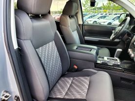 2019 TOYOTA TUNDRA DOUBLE CAB PICKUP V8, 4.6 LITER SR5 PICKUP 4D 6 1/2 FT