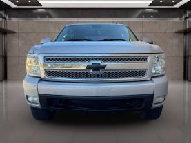 2013 CHEVROLET SILVERADO 1500 CREW CAB PICKUP V8, FLEX FUEL, 5.3 LITER LT PICKUP 4D 5 3/4 FT